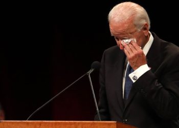 سیاسەتمەدارێکی عێراقی: ئەمریکا لە عێراق ڕووی هێناوەتە داگیرکاری سەربازی – ئابوری