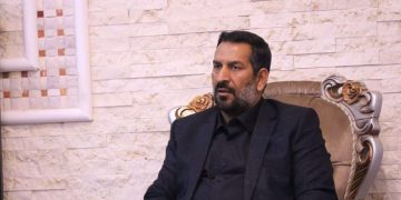 پەرلەمانتارێکی عێراقی: کازمی لە ترسی دادگاییکردن بۆ ئیمارات هەڵهاتووە
