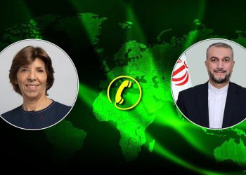 ئەمیر عەبدوڵڵاهیان بۆ وەزیری دەرەوەی فەرەنسا: سیاسەتی شکستخواردووی ترەمپ دووبارە نەکەنەوە