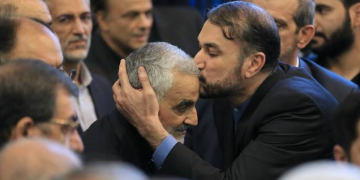 ئەمیر عەبدوڵڵاهیان: 60 بەرپرسی ئەمریکا لە تیرۆری شەهید سولێمانیدا دەستیان هەبووە