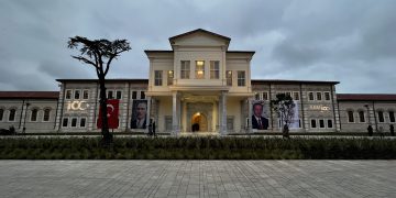 سەربازخانەیەکی عوسمانی کرایە گەورەترین کتێبخانەی شاری ئیستەنبوڵ
