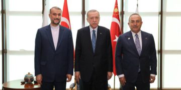 چاوپێکەوتنی وەزیری دەرەوەی ئێران و سەرۆک کۆماری تورکیا