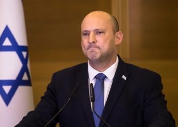 نەفتالی بنت: ئیسرائیل لە شەڕی ناوخۆیی نزیک بووەتەوە