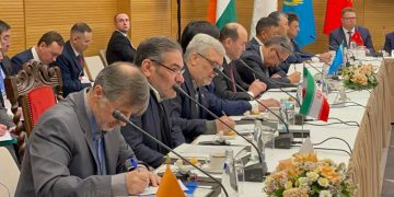 شەمخانی: دەستێوەردانی وڵاتانی بێگانە لە ئەفغانستان، ناوچەکە بەرەو ئاڵۆزی دەبات