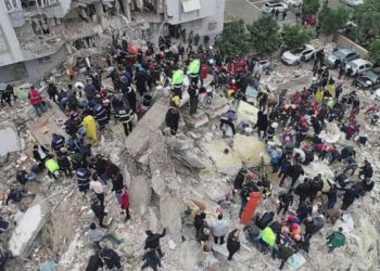 ڕێکخراوی تەندرووستی جیهانی: ژمارەی قوربانیانی بومەلەرزەکەی تورکیا و سوریا بەرزتر دەبێتەوە