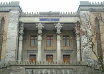 ئێران 13 دامەزراوە، 15 کەسی ئەورووپی و 8 بەریتانیی خستە ڕیزی سزاکانیەوە