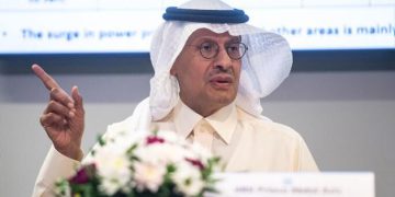 سعوودیە: سزاکانی سەر ڕووسیا مەترسی سەرهەڵدانی قەیرانی وزەی بە دواوە دەبێت
