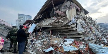 6700 پەنابەری سوری لە بومەلەرزەکەی تورکیا گیانیان لە دەستداوە