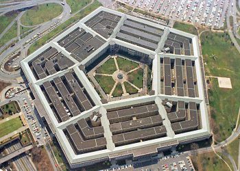 ئەمریکا: مووشەک و درۆنەکانی ئێران نیگەرانمان دەکات