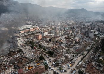 ژمارەی قوربانیانی بومەلەرزەکەی تورکیا 9 هەزار کەسی تێپەڕاند