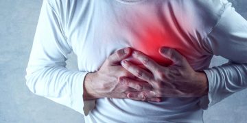 ئایا پێش ڕوودانی جەڵتەی دڵ دەتوانین هست بە نیشانەکانی بکەین؟