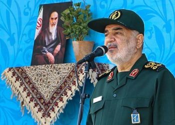 هێزی گەلی ئێران بەردەوام شکستی بە دوژمن هێناوە