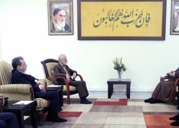 چاوپێکەوتنی کەماڵ خەڕازی و سەید حەسەن نەسروڵڵا لە بەیروت