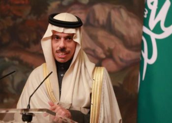 بن فەرحان: لە گەڵ ئێران لە سەر ڕێزگرتنی سەروەری وڵاتان ڕێکەوتووین