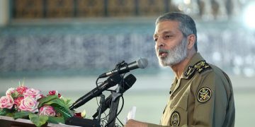 فەریق موسەوی: ڕژێمی زایۆنیستی بچووکتر لەوەیە ببێتە هەڕەشە لە سەر ئێران