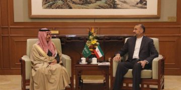 کۆبوونەوەی وەزیرانی دەرەوەی ئێران و سعوودیە لە پەکین
