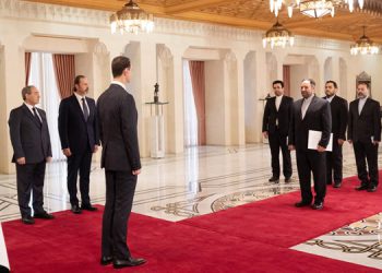 نامەی دەستبەکاربوونی باڵیۆزی نوێی ئێران ڕادەستی سەرۆک کۆماری سوریا کرا