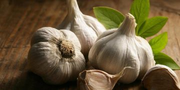 خواردنی سیر بۆ چ کەسانێک زیانی هەیە؟
