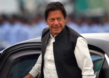 خان ئازاد دەکرێت