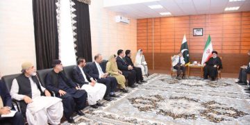 ئێران و پاکستان جەخت لە سەر پەرەپێدانی پەیوەندییە بازرگانییەکانی نێوانیان دەکەنەوە