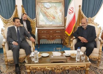 تاران: بەغدا دەبێ کۆتایی بە بوونی گرووپە دژبەرەکانی ئێران لە عێراق بێنێت