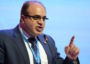 دیمەشق داوای سەرمایەگوزاری وڵاتانی عەرەبی لە سوریا دەکات