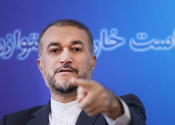 ئەمیر عەبدوڵڵاهیان: بێڕێزیکردن بە پیرۆزییەکان ئازادی ڕادەربڕین نییە