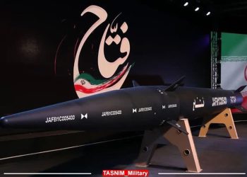 مووشەکی هایپرسۆنیکی سوپای پاسداران ڕوونوێنی کرا