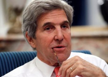 جۆن کێری: هێرشی ئەمریکا بۆ سەر عێراق لە سەر بنەمای درۆ بوو