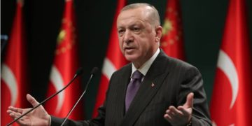ئەردۆغان بۆ وڵاتانی ڕۆژئاوا: فێرتان دەکەین ئازادی ڕادەربڕین وا نییە