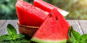 ئایا خواردنی شوتی کێشی جەستە دادەبەزێنێت؟