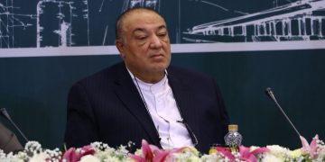 ساڵی ڕابردوو یەک ملیۆن و 200 هەزار گەشتیاری تەندرووستی سەردانی ئێرانیان کردووە