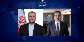 وەزیرانی دەرەوەی ئێران و تورکیا جەختیان لە سەر پەرەپێدانی هاوکارییەکانی نێوان هەر دوو وڵات کردەوە