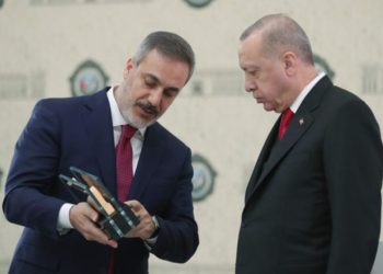 هاکان فیدان کێیە و بوونی بە وەزیری دەرەوەی تورکیا هەڵگری چ پەیامێکە؟