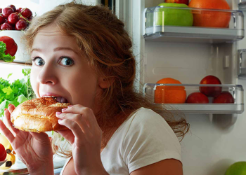 بە چەند هۆکارێک پێش نووستن نان مەخۆ