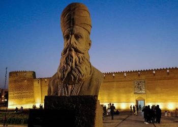 قەڵای کەریمخانی؛ جوان و گەورە