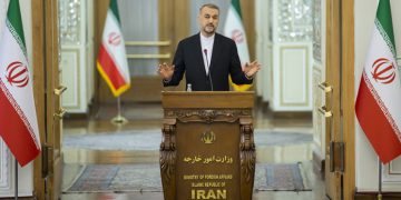 ئێران داوای دەستگیرکردن و سزادانی سەلوان مۆمیکا دەکات