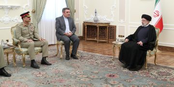 ئایەتوڵڵا ڕەئیسی: ستراتیژی ئێران گۆڕینی سنورە ئەمنییەکانە بۆ سنوری ئابوری