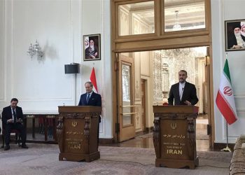 فەیسەڵ مێقداد: گەلی خۆڕاگری سوریا کۆتایی بە داگیرکاری ئەمریکییەکان دێنن