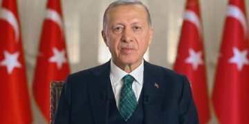 ئەردۆغان: پێشوازی لە چاوپێکەوتنی ئەسەد دەکەم بەڵام تورکیا لە سوریا ناکشێتەوە