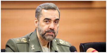 وەزیری بەرگری ئێران: کەس ناتوانێت هەڕەشە لە ئێرانێکی بەهێز بکات
