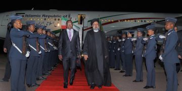 سەرۆک کۆماری ئیسلامی ئێران سەردانی ئەفریقای باشوری کرد