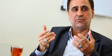 ئەمریکا دەستی لە گەڵ تیرۆریستانی داعش تێکەڵ کردووە