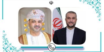 وتووێژی تەلەفوونیی وەزیرانی دەرەوەی ئێران و عۆمان