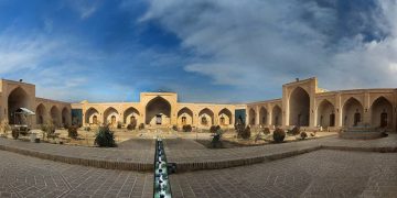 کاروانسەرای شاعەباسی دێنمەکی سمنان
