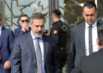 هاکان فیدان سبەی سەردانی تاران دەکات