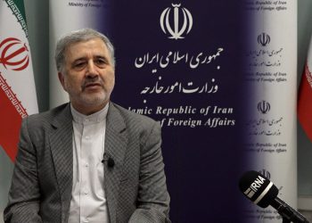 تاران و ڕیاز دەتوانن بناغەی هاوکارییەکی ناوچەیی بە بێ بوونی بێگانەکان دابڕێژن