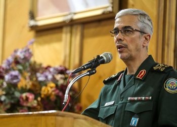 سوپاسالاری ئێران: بۆ سەدان ساڵی دیکەش بستێک لە خاکی ئێران جیا نابێتەوە