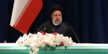 ڕەئێسی: مێزی دانوستانمان بەجێ نەهێشت، بەڵام لایەنەکانی بەرانبەر دڵیان بە ئاژاوەکان خۆش بوو