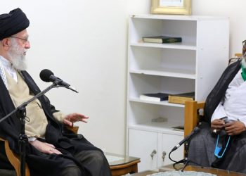 حەزرەتی ئایەتوڵڵا خامنەیی لە چاوپێکەوتنی شێخ زەکزاکی: موسڵمانان پێویستە هاوکاری گەلی فەڵەستین بکەن